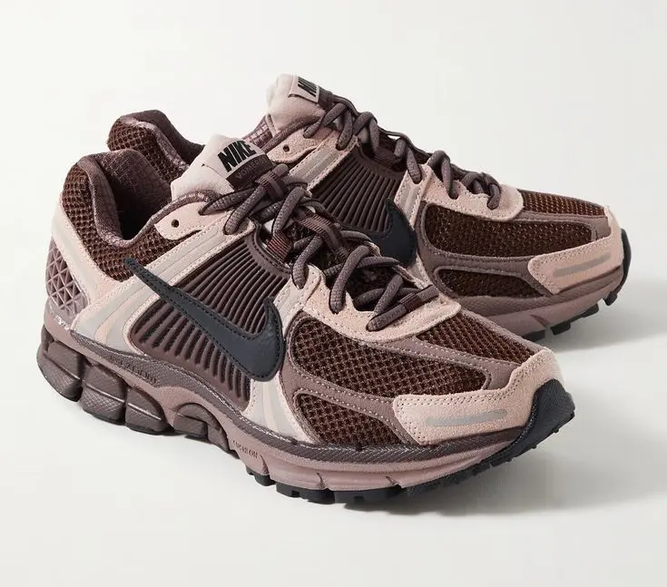 Nike Zoom Vomero 5 "Plume"